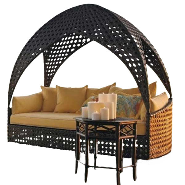 Outdoor Wicker Canopy Bed - Calytrix