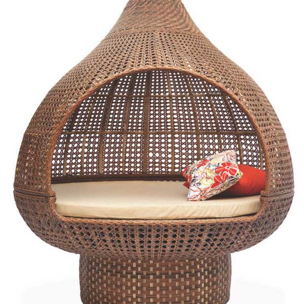 Outdoor  Furniture - Canopy Bed - Nest 