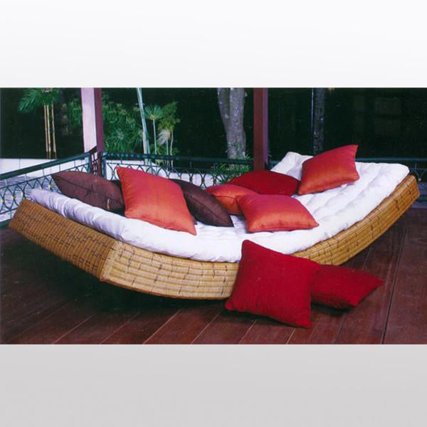 Outdoor Furniture Wicker Rocking Day Bed - Riviera